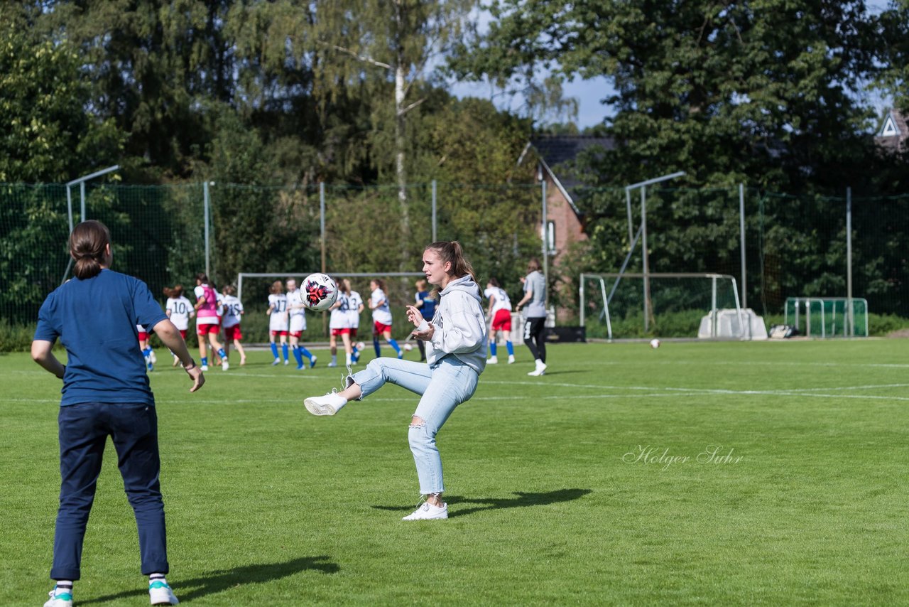 Bild 86 - wBJ Hamburger SV - Holstein Kiel : Ergebnis: 2:0